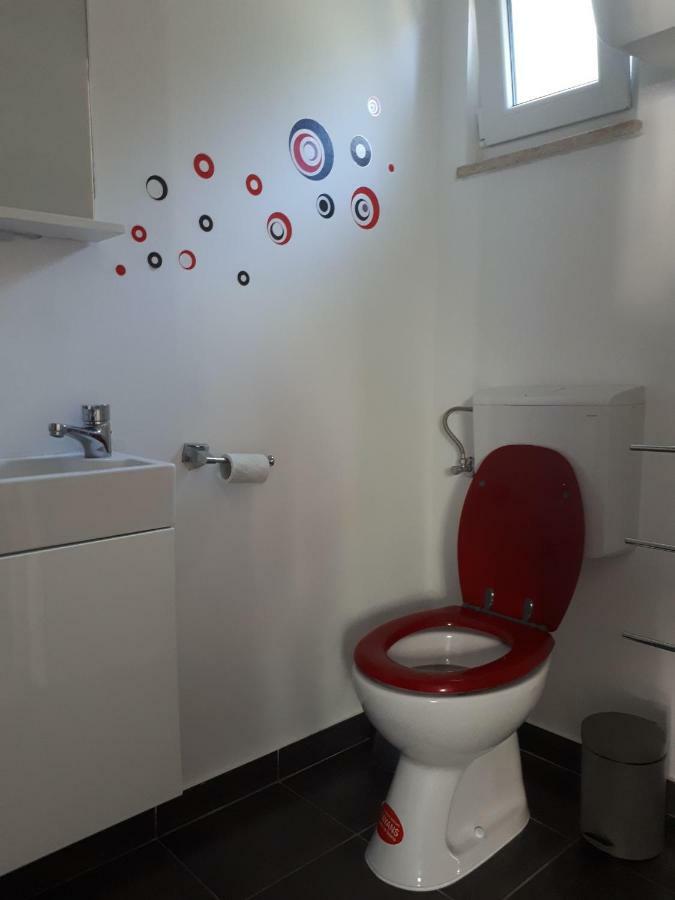 Studio Apartman Splash Pjescana Uvala Exteriör bild